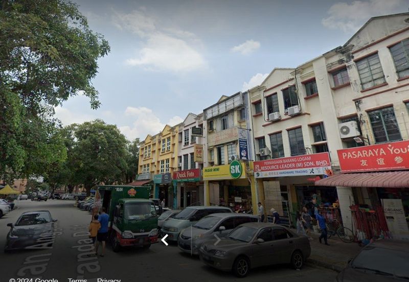 Jalan Anggerik Aranda