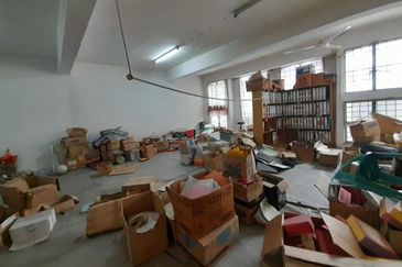 Jalan Anggerik Aranda