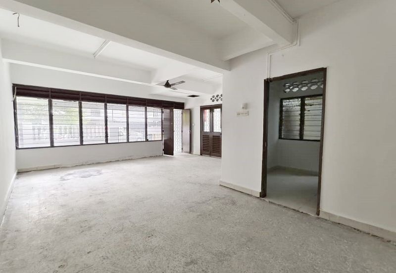 Jalan Taman Bukit Desa