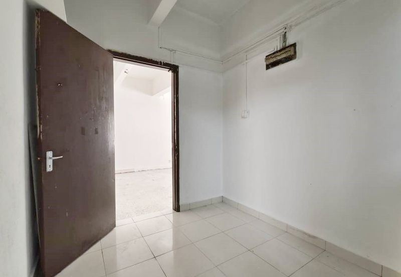 Jalan Taman Bukit Desa