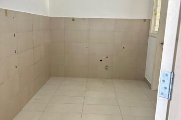 Hemingway Residence @ Bandar Seri Coalfields