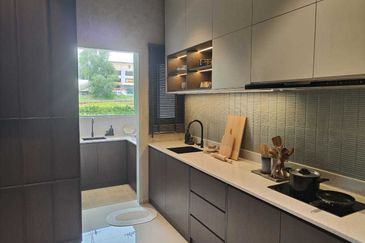 New Freehold 3 Rooms Condo ANYA @ Shorea Park, Bandar Bukit Puchong Taman Meranti Puchong For Sale