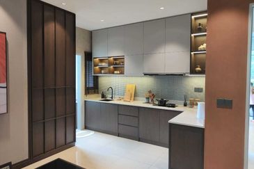 New Freehold 4 Rooms Condo ANYA @ Shorea Park, Bandar Bukit Puchong Taman Meranti Puchong For Sale