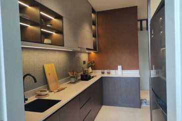 New Freehold 4 Rooms Condo ANYA @ Shorea Park, Bandar Bukit Puchong Taman Meranti Puchong For Sale