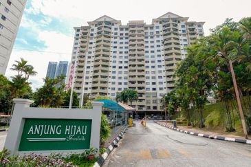 Anjung Hijau (Greenfield Apartment)