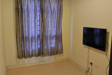 Anjung Hijau (Greenfield Apartment)