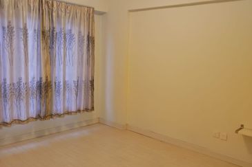 Anjung Hijau (Greenfield Apartment)