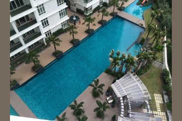 Royal Regent Sri Putramas III