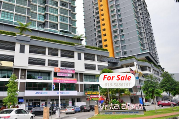Vista Alam Serviced Apartment