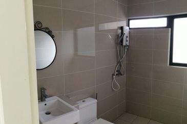 Mirage By The Lake Condominium