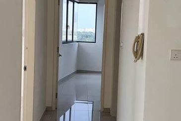 Mirage By The Lake Condominium