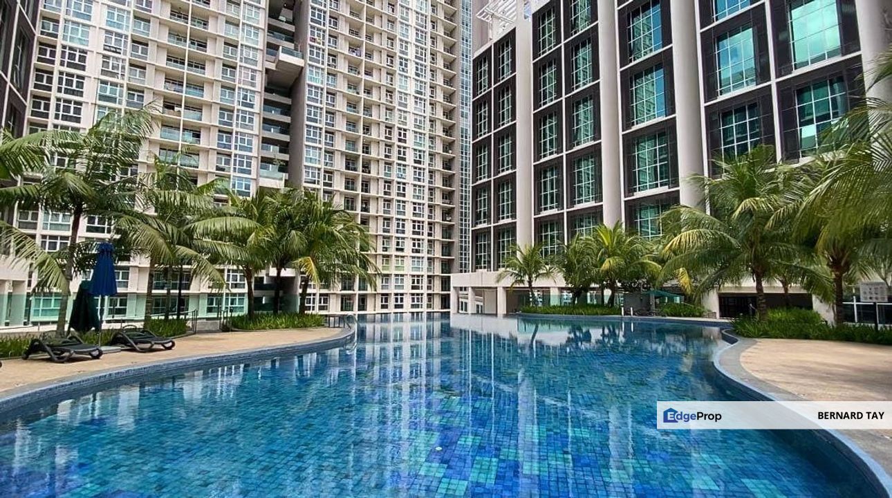 Freehold Partially Furnished Apartment Studio 1 Rooms Condo Mutiara Ville Cyberjaya For Sale, Selangor, Cyberjaya