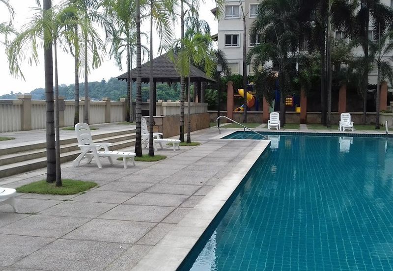 Perdana View Condominium