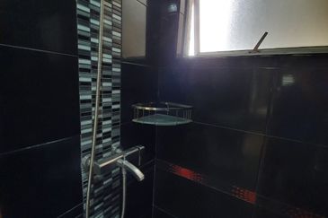 Perdana View Condominium