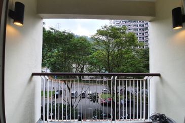 Perdana View Condominium