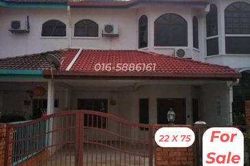 SL7, Bandar Sungai Long