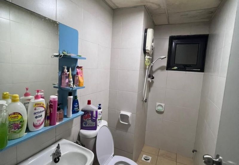 Main Place Residence