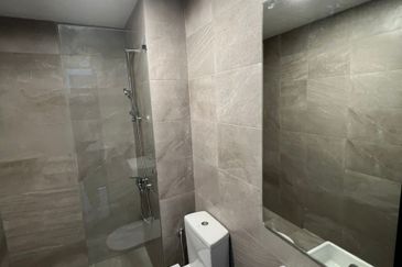 Henna Residence @ The Quartz