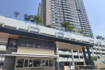 Aurora Residence @ Lake Side City