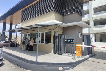 Aurora Residence @ Lake Side City