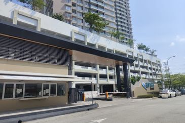 Aurora Residence @ Lake Side City