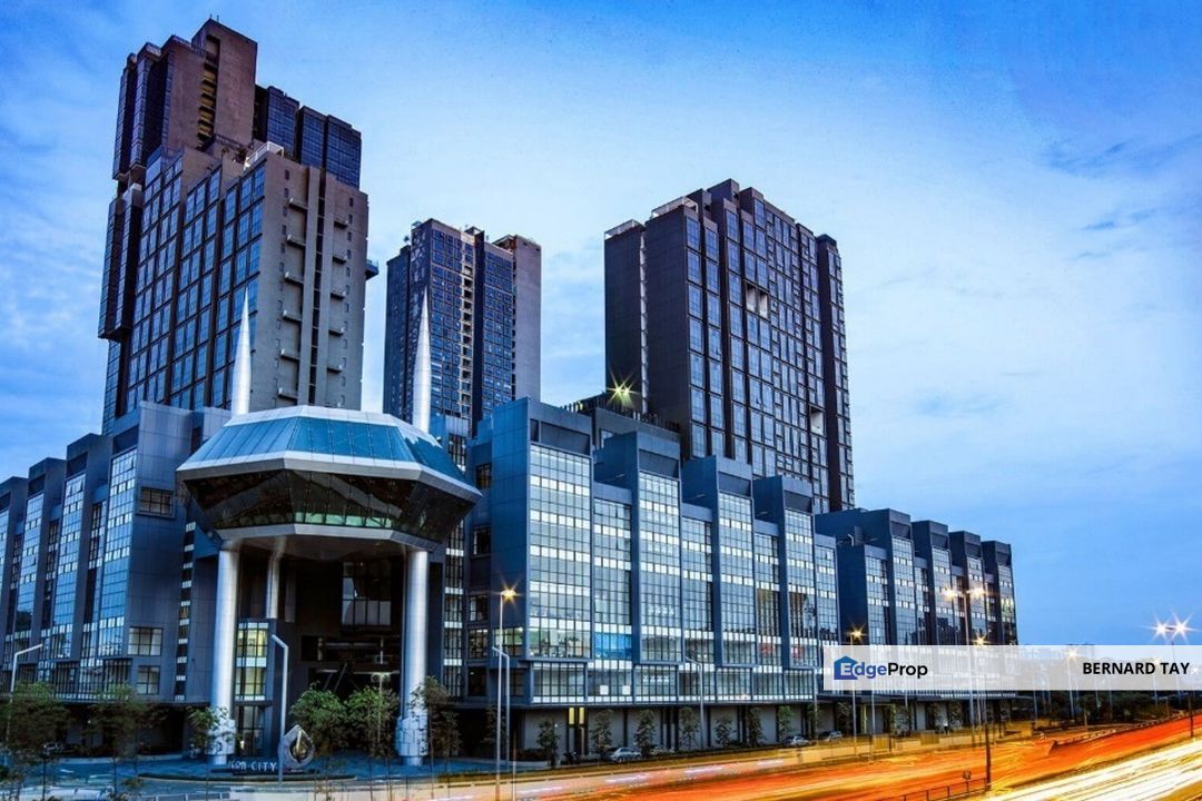 Fully Furnished Apartment 2 rooms Condo LRT Icon Residenz Icon City SS8 Kelana Jaya Petaling Jaya For Sale, Selangor, Petaling Jaya