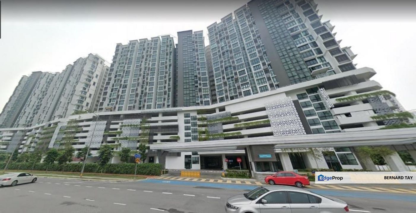 Freehold Renovated Apartment 3 Rooms Condo LRT H2O Residences Ara Damansara Petaling Jaya For Sale, Selangor, Ara Damansara