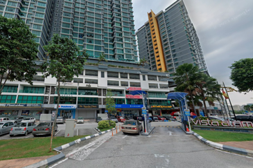 Vista Alam Serviced Apartment