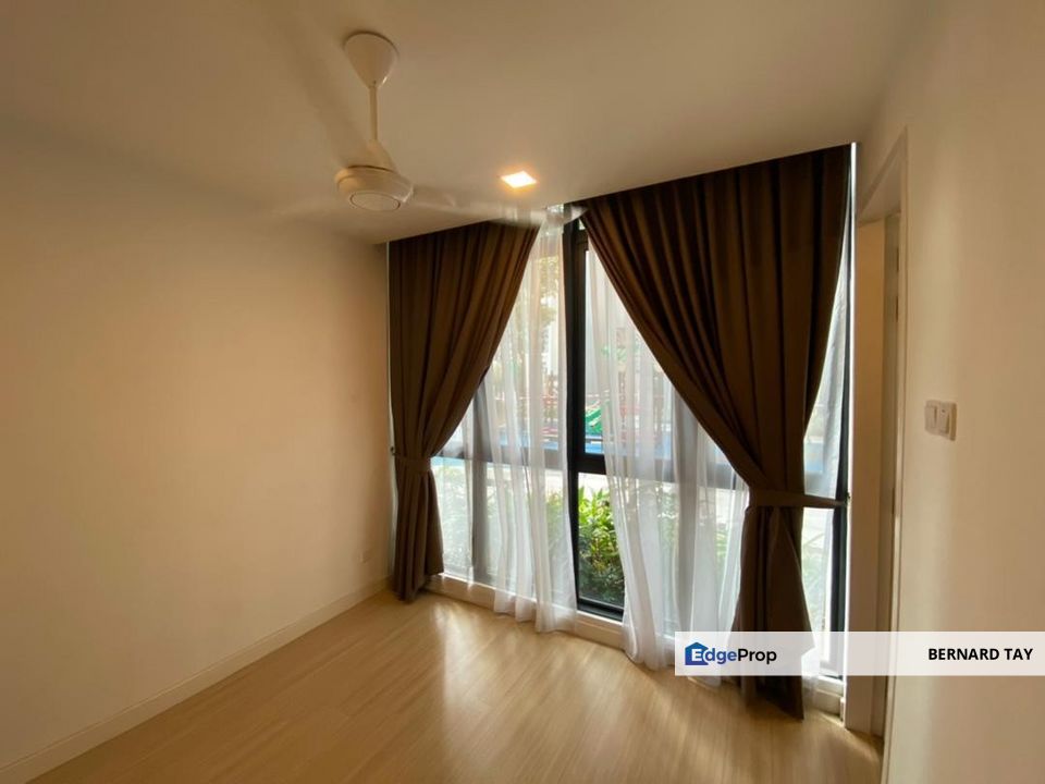 Freehold Partially Furnished 3 Rooms Condo LRT H2O Residences Ara Damansara Petaling Jaya For Sale, Selangor, Ara Damansara