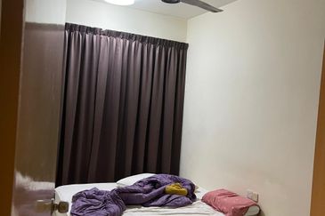 Perdana View Condominium