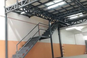 Renovated 2.5 Storey Factory Warehouse Taman Perindustrian Belmas Johan Rawang For Rent