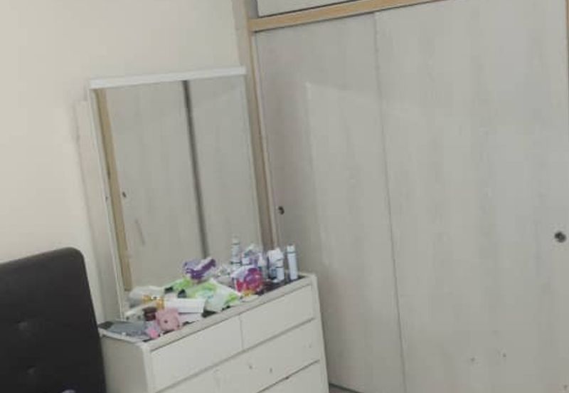 Rivercity Condominium