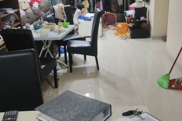 Rivercity Condominium