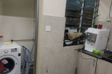 Rivercity Condominium