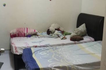 Rivercity Condominium