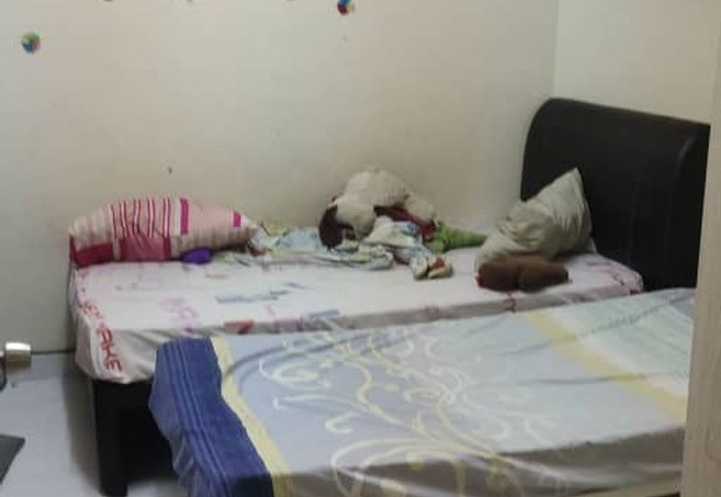 Rivercity Condominium