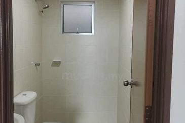 Freehold 3 Rooms Apartment Pangsapuri Selangorku Baiduri Jaya Semenyih For Sale