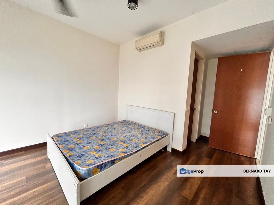 Partially Furnished 2 Rooms Condo Acappella Residences Seksyen 13 Shah Alam For Sale, Selangor, Shah Alam