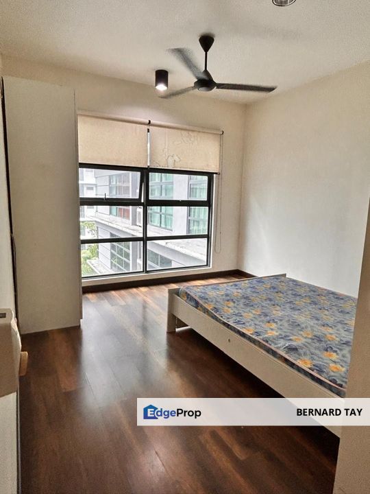 Partially Furnished 2 Rooms Condo Acappella Residences Seksyen 13 Shah Alam For Sale, Selangor, Shah Alam