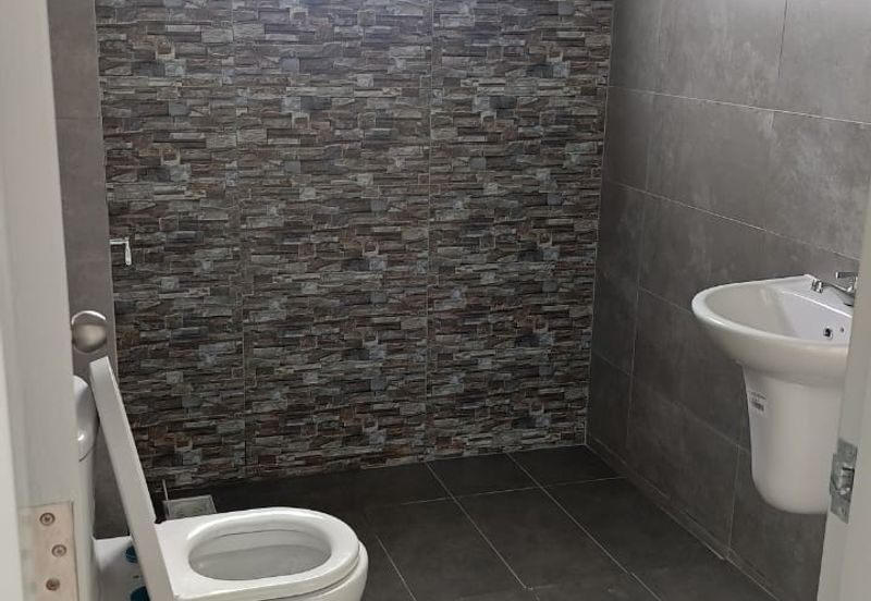 Freehold Double Storey Terrace House Endlot Queensbury Mahkota Hills Bandar Tasik Senangin Lenggeng For Sale