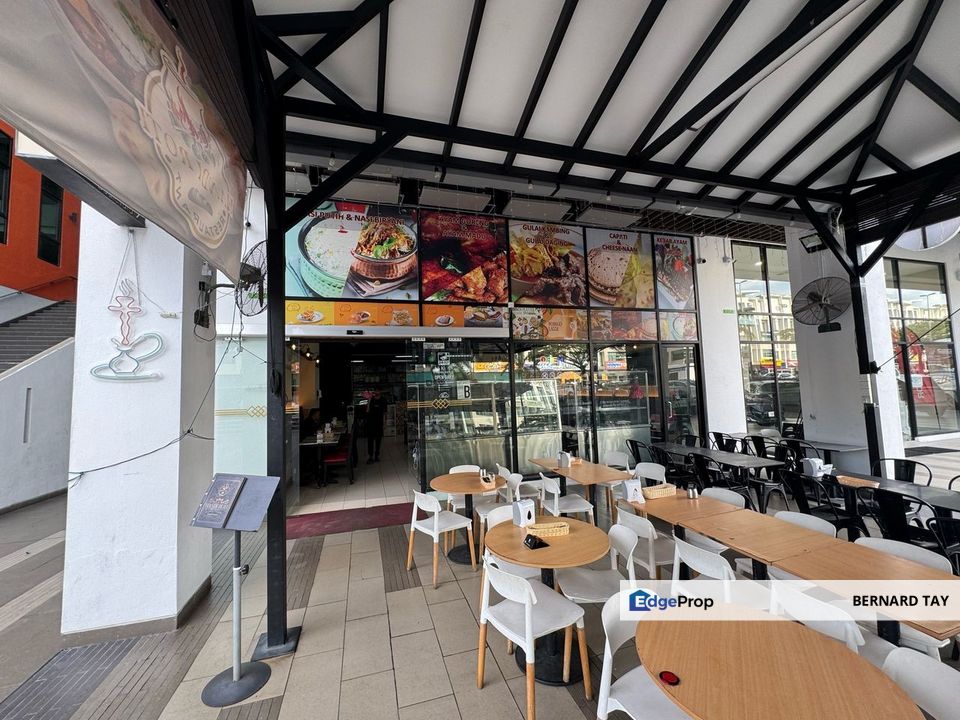 Fully Equipped Restaurant Shop Lot Endlot CBD Perdana 3 Cyberjaya For Rent, Selangor, Cyberjaya