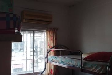 Freehold Apartment Puchong Utama Court 1 Bandar Bukit Puchong For Sale