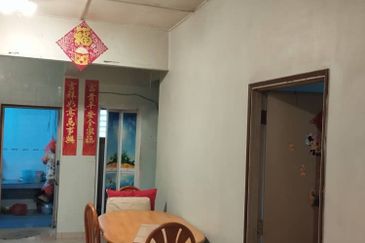 Freehold Apartment Puchong Utama Court 1 Bandar Bukit Puchong For Sale