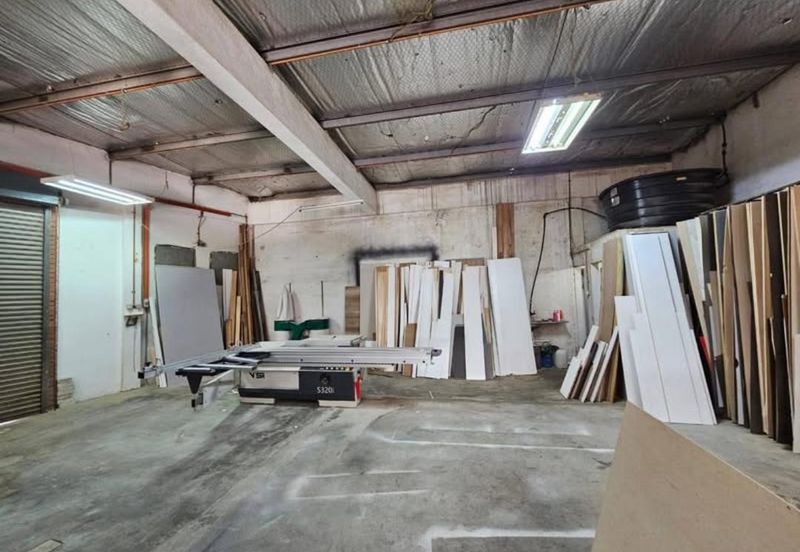 Freehold Corner Lot Single Storey Shop Factory Warehouse Taman Jaya Semenyih For Sale