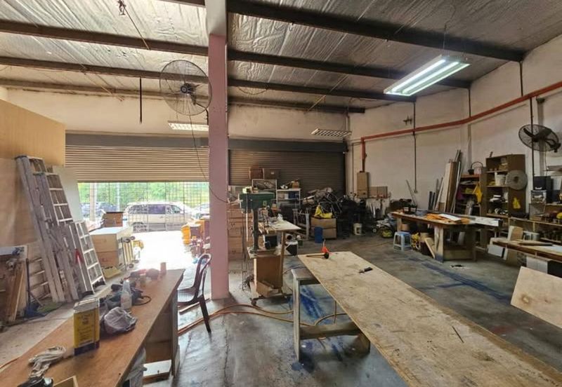 Freehold Corner Lot Single Storey Shop Factory Warehouse Taman Jaya Semenyih For Sale