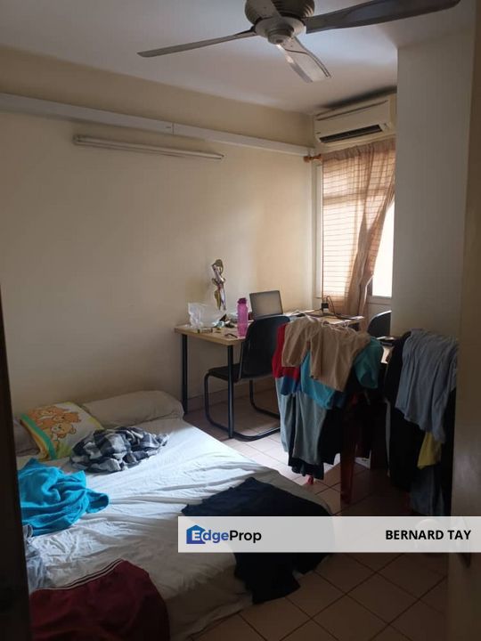 Partially Furnished 3 Rooms Condo MRT Perdana Exclusive Condominium Damansara Perdana Petaling Jaya For Sale, Selangor, Damansara Perdana