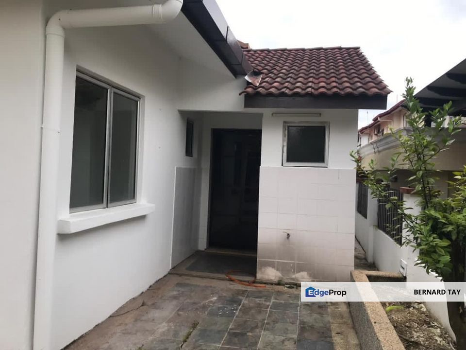Freehold Renovated Double Storey Semi D Bandar Seri Putra Bangi Kajang For Sale, Selangor, Bangi