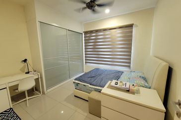 La Thea Residences @ 16 Sierra