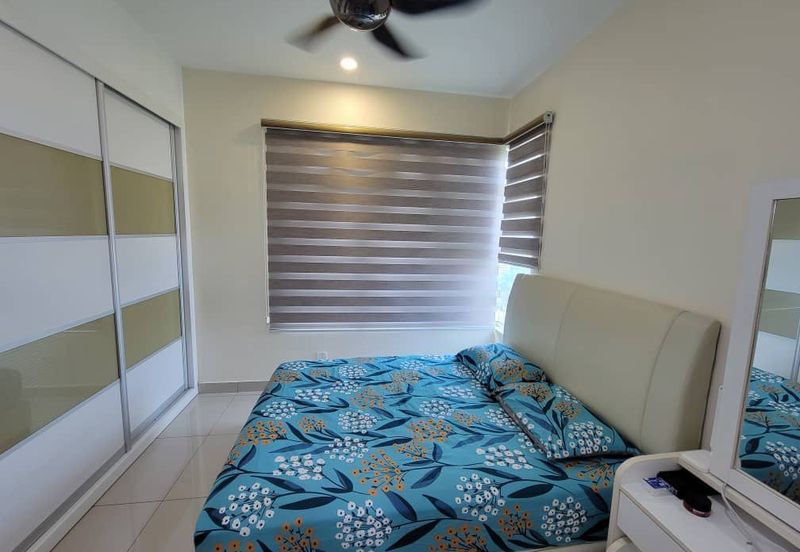 La Thea Residences @ 16 Sierra