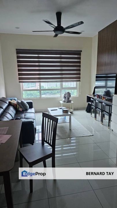 Partially Furnished 3 Rooms Condo MRT La Thea Residences 16 Sierra Puchong South For Sale, Selangor, Puchong South